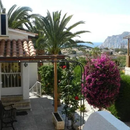 Emilia 4 Pax カルプ