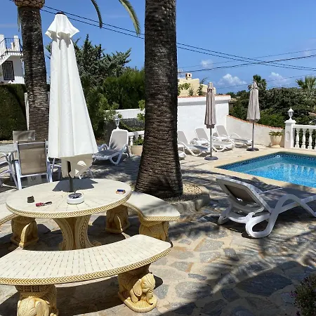 ヴィラ Emilia 4 Pax