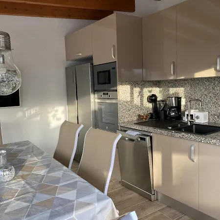 Emilia 4 Pax ヴィラ